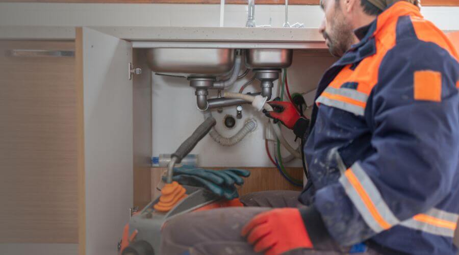 Commercial Slab Leak Plumbing in Hilger, MT